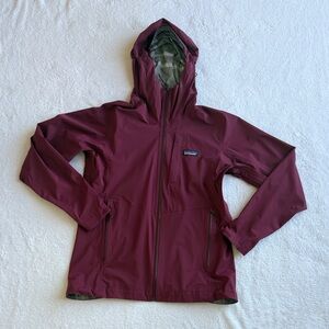 Patagonia Women's Maroon Rainshadow Jacket